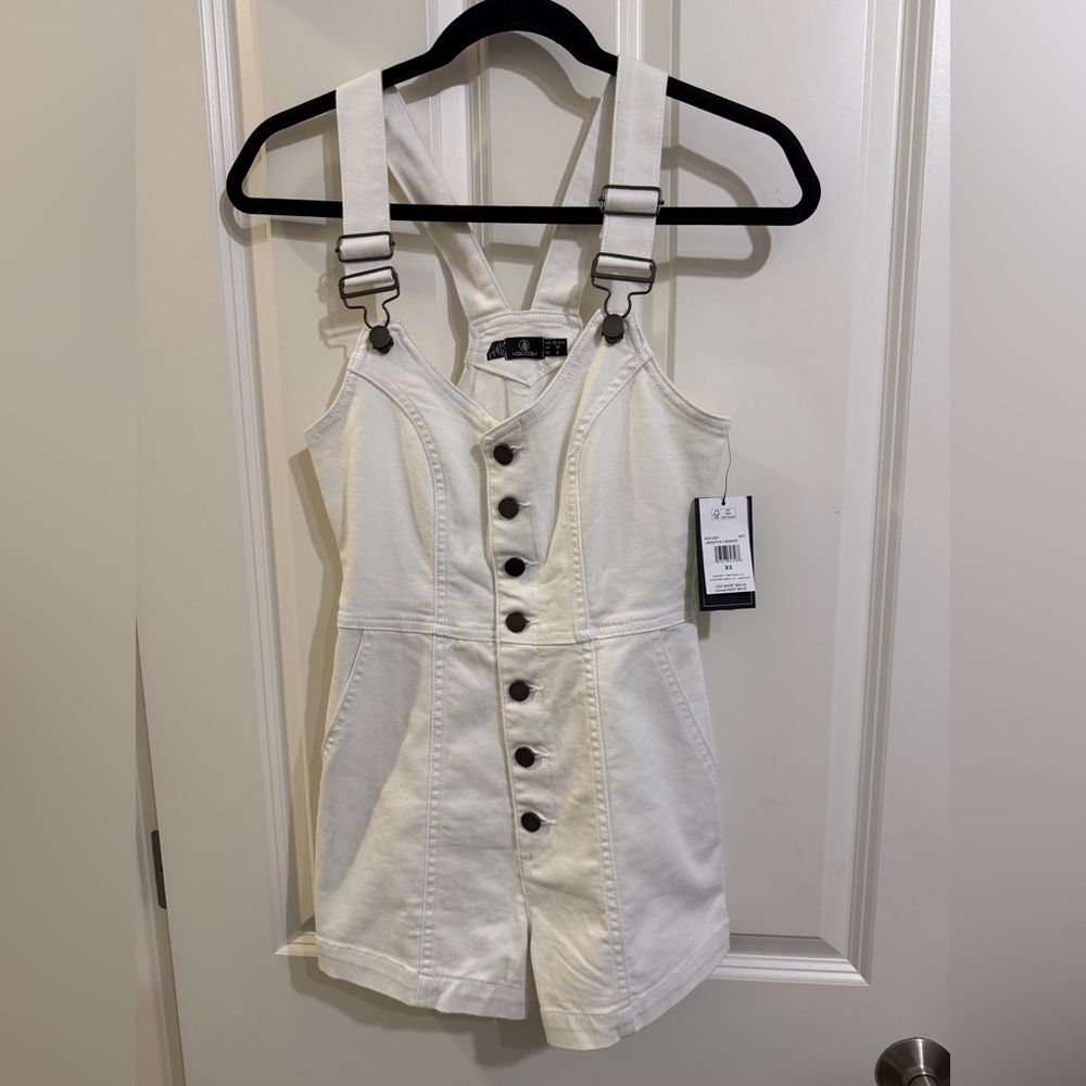 Volcom liberator 2 romper in white. Size xs